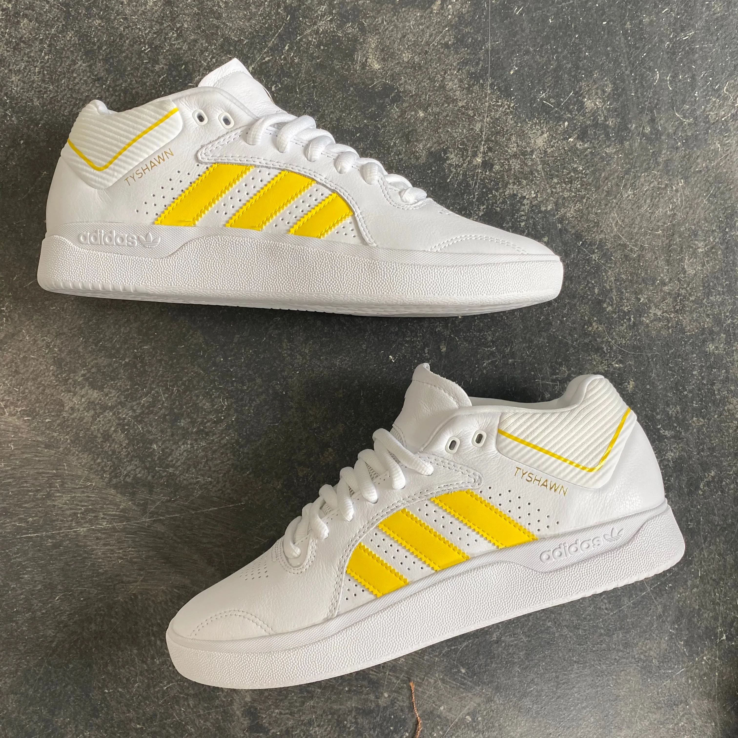 Adidas Tyshawn White/Yellow SALE