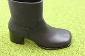 Women's Vico Zip Boot - Black Calf